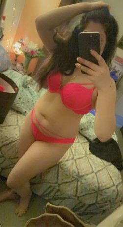 priya-burdubai-indian-escort-in-dubai-big-2